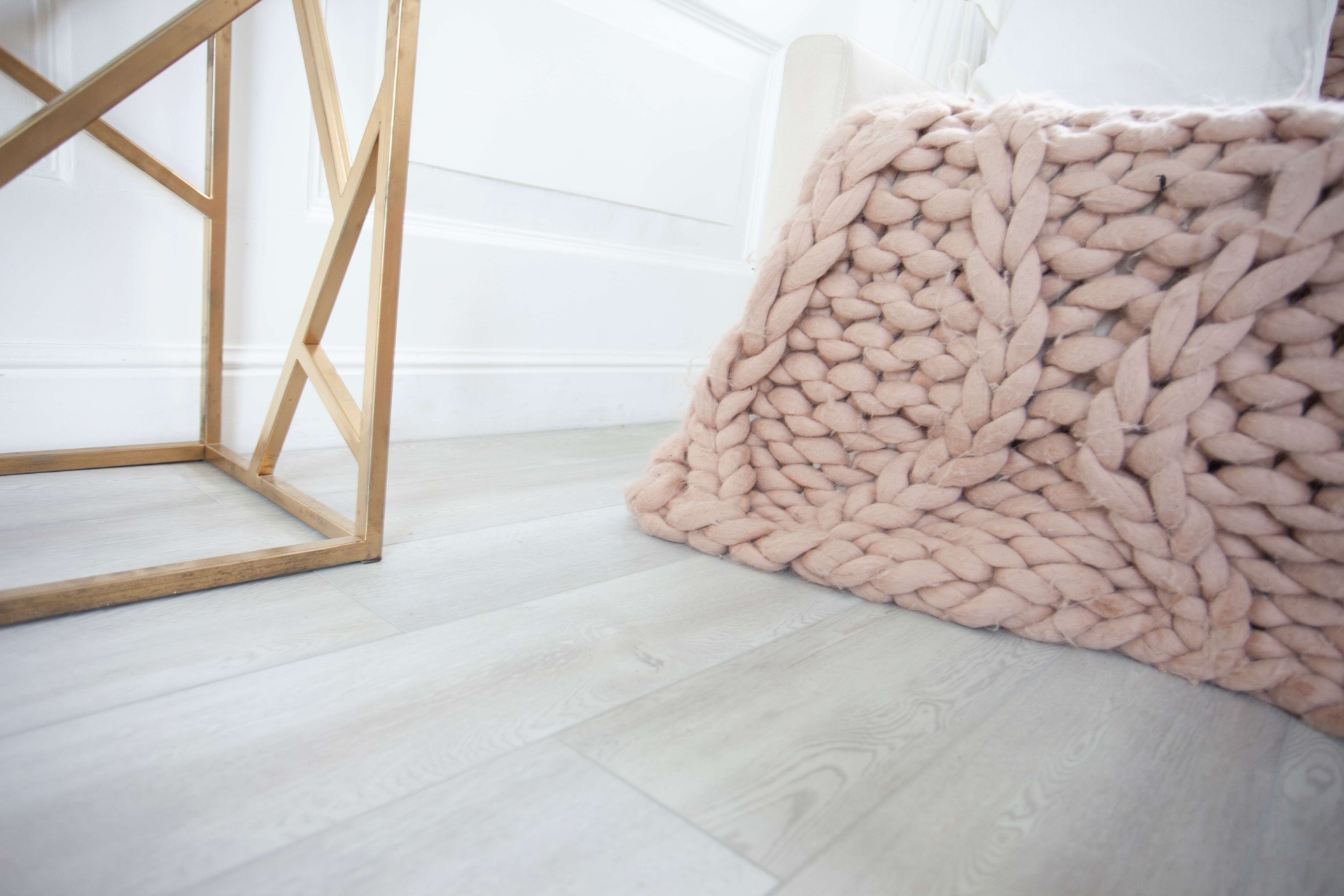 SPC ламинат «Damy Floor» Дуб Зимний (1220*180*4 мм) — купить в Екатеринбурге