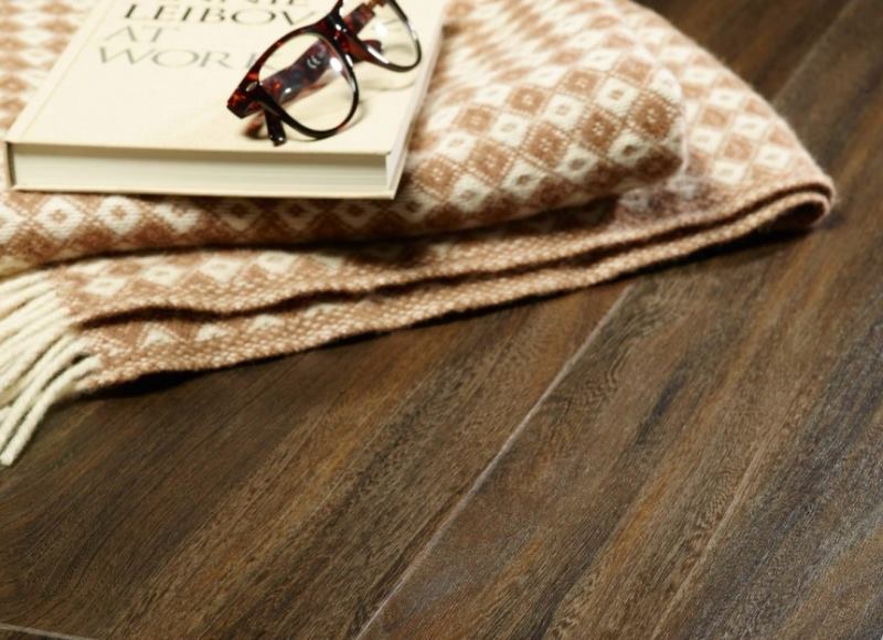 Линолеум бытовой "IVC" Woodlike Edgewood W48 (4м) — купить в Екатеринбурге