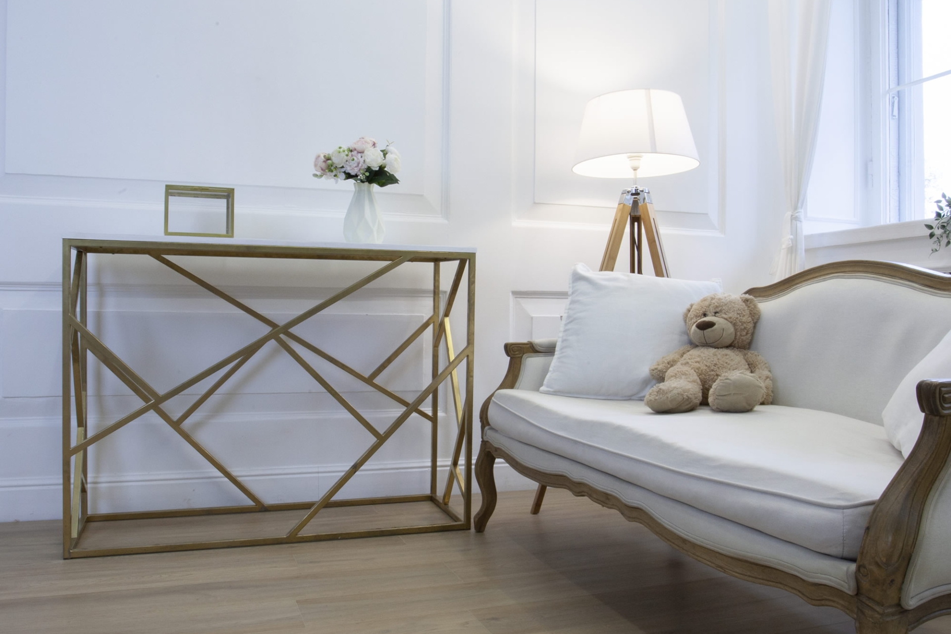 Усовершенствованная кварц-виниловая плитка «Damy Floor» Дуб Натуральный (1227*187*2,5 мм) — купить в Екатеринбурге